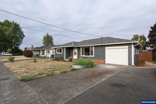 2090 17th St NE, Salem, OR 97301