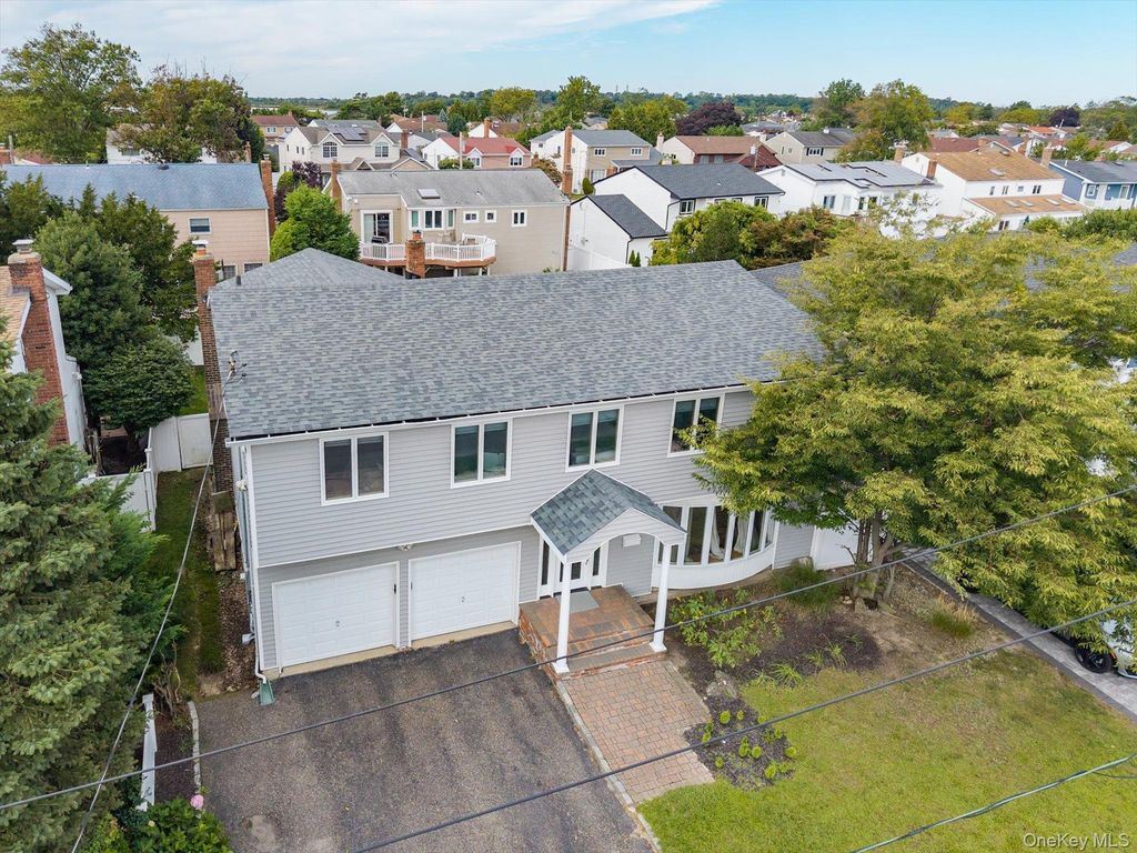 3060 Shore Drive, Merrick, NY 11566 — photo 3