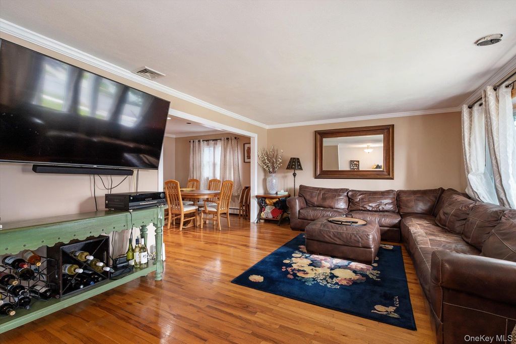 3060 Shore Drive, Merrick, NY 11566 — photo 4