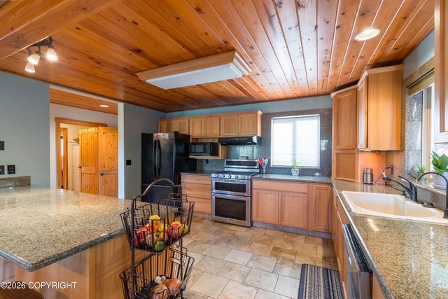 16409 Waterfall Road, Ketchikan, AK 99901