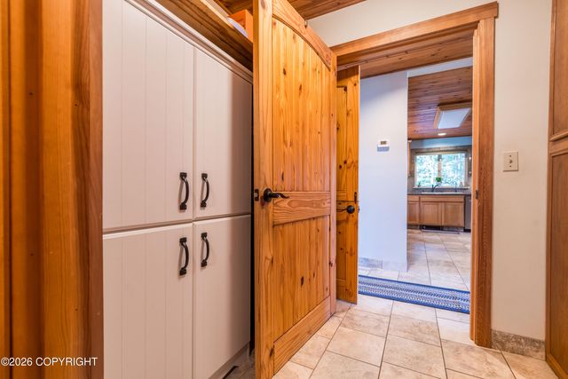 16409 Waterfall Road, Ketchikan, AK 99901