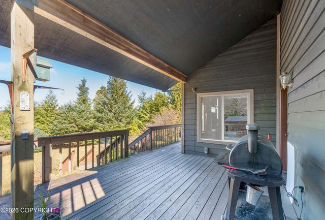 16409 Waterfall Road, Ketchikan, AK 99901