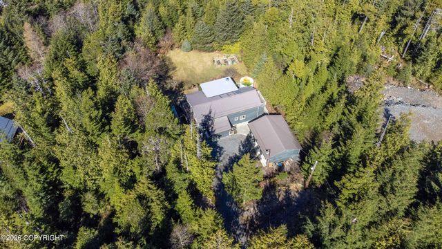 16409 Waterfall Road, Ketchikan, AK 99901