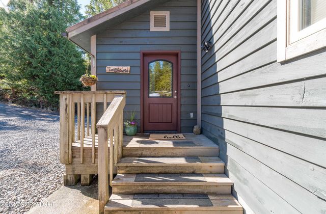 16409 Waterfall Road, Ketchikan, AK 99901