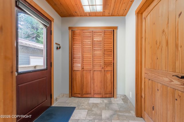 16409 Waterfall Road, Ketchikan, AK 99901
