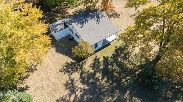 8027 Lakeshore Road, Worth Twp, MI 48450