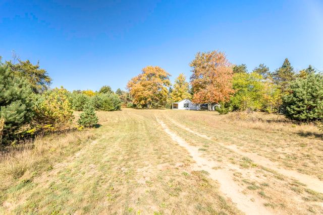 8027 Lakeshore Road, Worth Twp, MI 48450