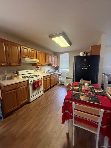 110 W Railroad Avenue Second Floor, Garnerville, NY 10923