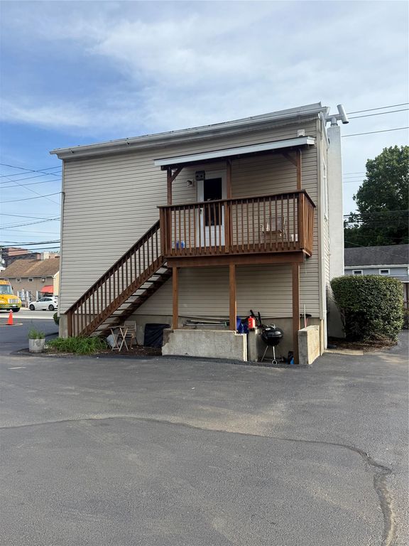 110 W Railroad Avenue Second Floor, Garnerville, NY 10923