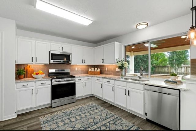 6211 S Fawnlake Drive, Katy, TX 77493