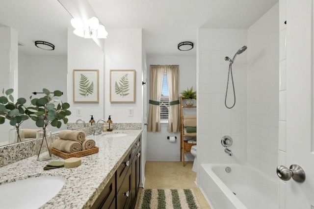 6211 S Fawnlake Drive, Katy, TX 77493