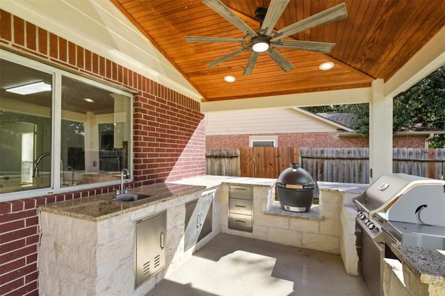 6211 S Fawnlake Drive, Katy, TX 77493