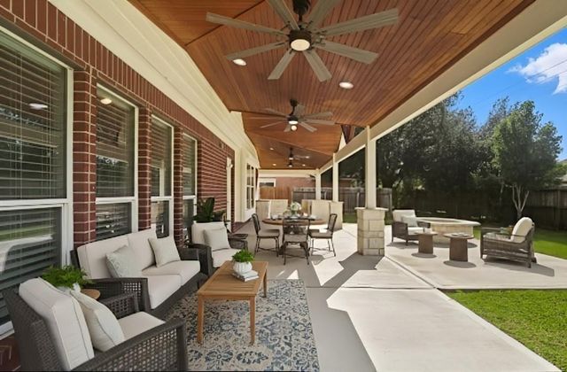 6211 S Fawnlake Drive, Katy, TX 77493