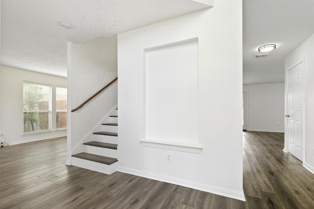 6211 S Fawnlake Drive, Katy, TX 77493