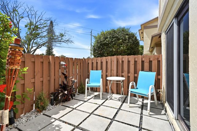 10875 NW 29th Manor 8, Sunrise, FL 33322