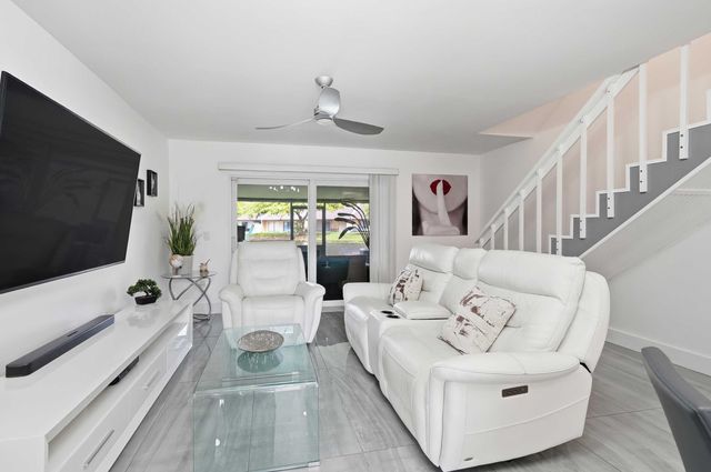 10875 NW 29th Manor 8, Sunrise, FL 33322