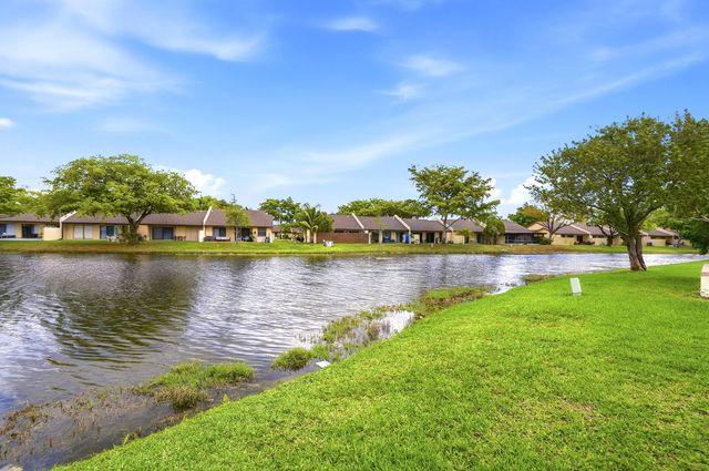 10875 NW 29th Manor 8, Sunrise, FL 33322