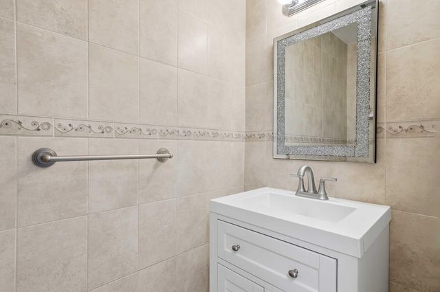 10875 NW 29th Manor 8, Sunrise, FL 33322