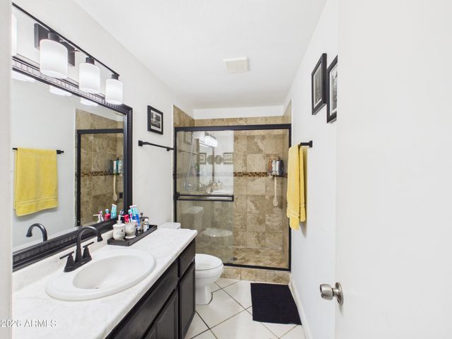 3306 N 69TH Avenue, Phoenix, AZ 85033