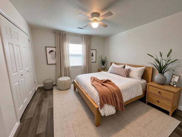 1220 Nora LN, Kingsland, TX 78639