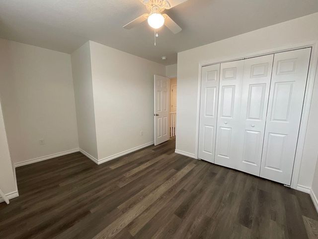 1220 Nora LN, Kingsland, TX 78639