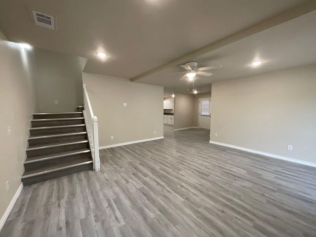 1220 Nora LN, Kingsland, TX 78639