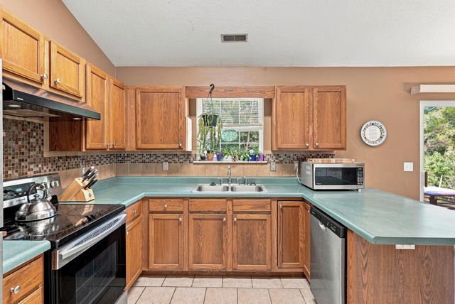 1701 ARCTIC CT, Columbia, MO 65202