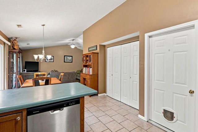 1701 ARCTIC CT, Columbia, MO 65202