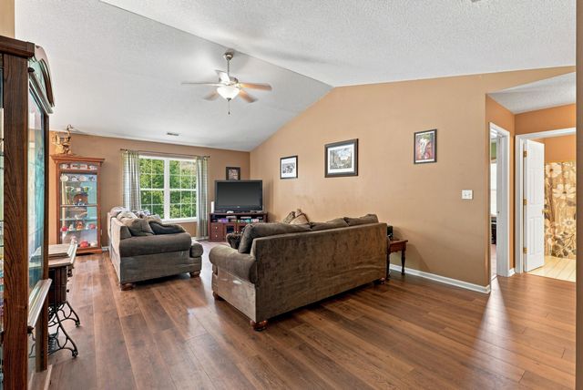 1701 ARCTIC CT, Columbia, MO 65202