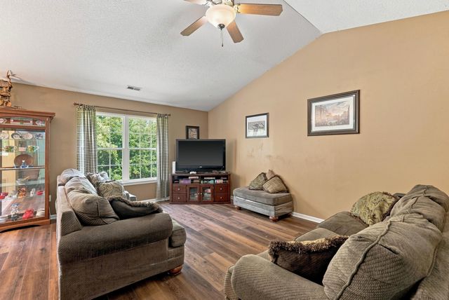 1701 ARCTIC CT, Columbia, MO 65202