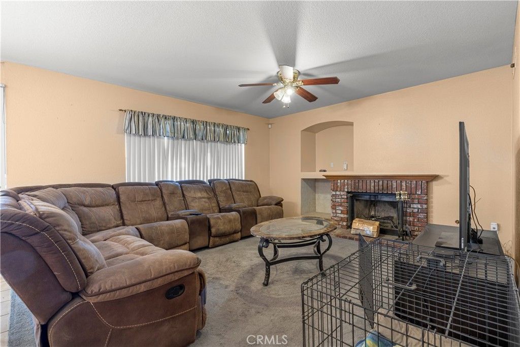 Image 21 of property listing at 9041 Berkeley, Hesperia, CA 92344