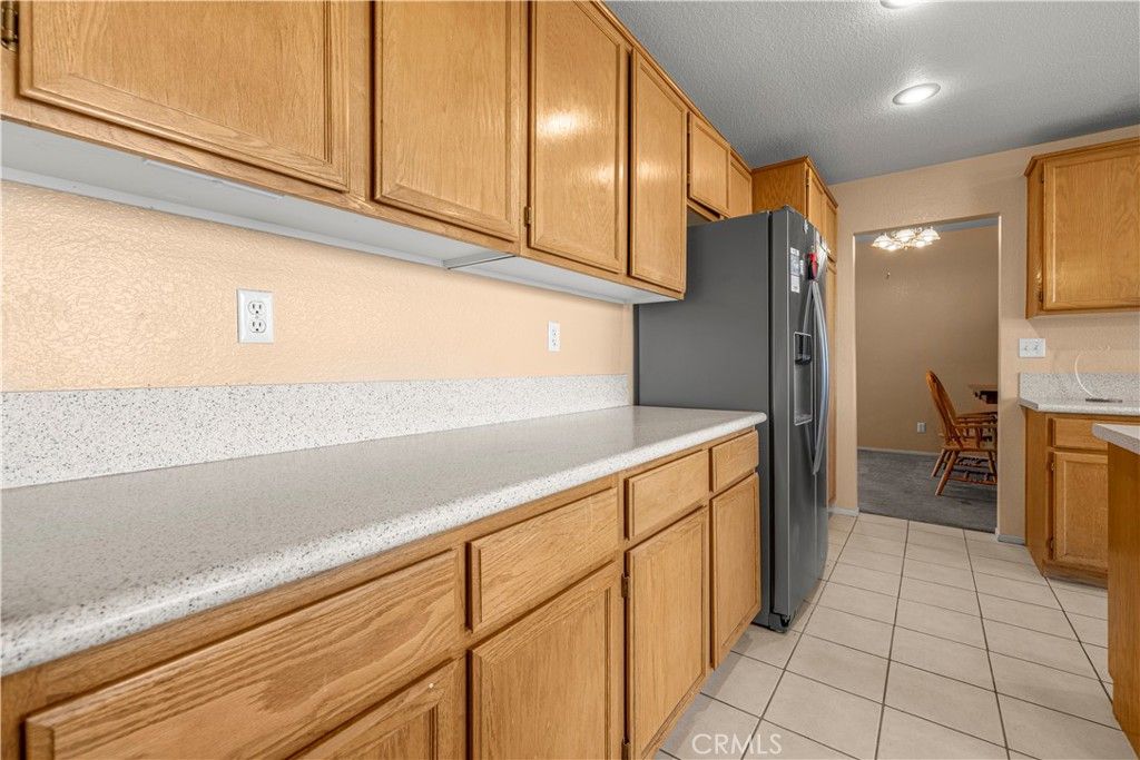 Image 23 of property listing at 9041 Berkeley, Hesperia, CA 92344