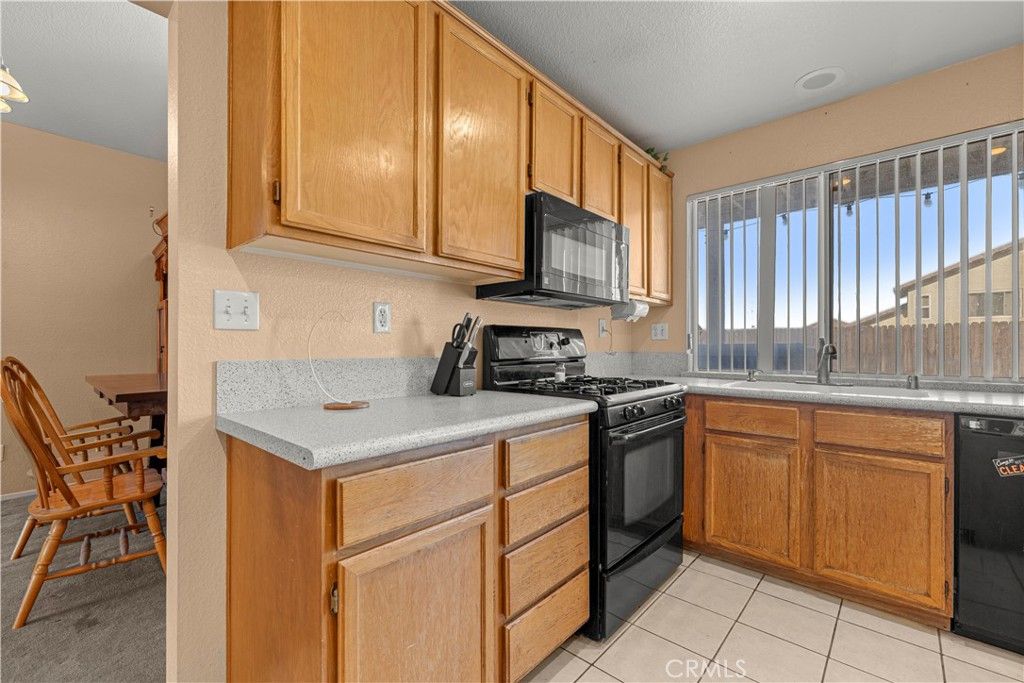 Image 25 of property listing at 9041 Berkeley, Hesperia, CA 92344