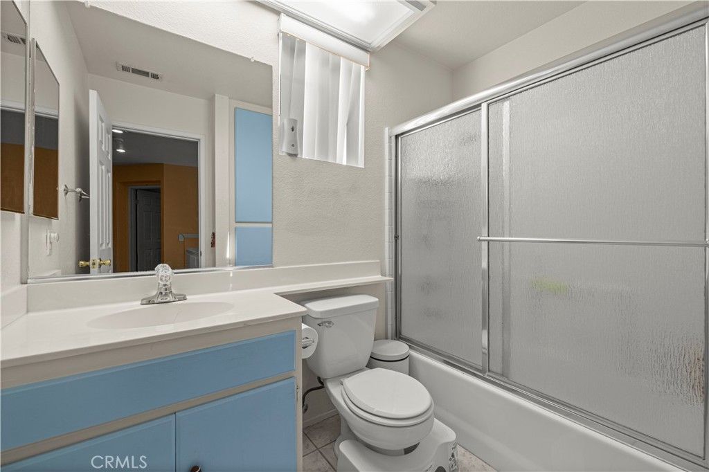Image 37 of property listing at 9041 Berkeley, Hesperia, CA 92344