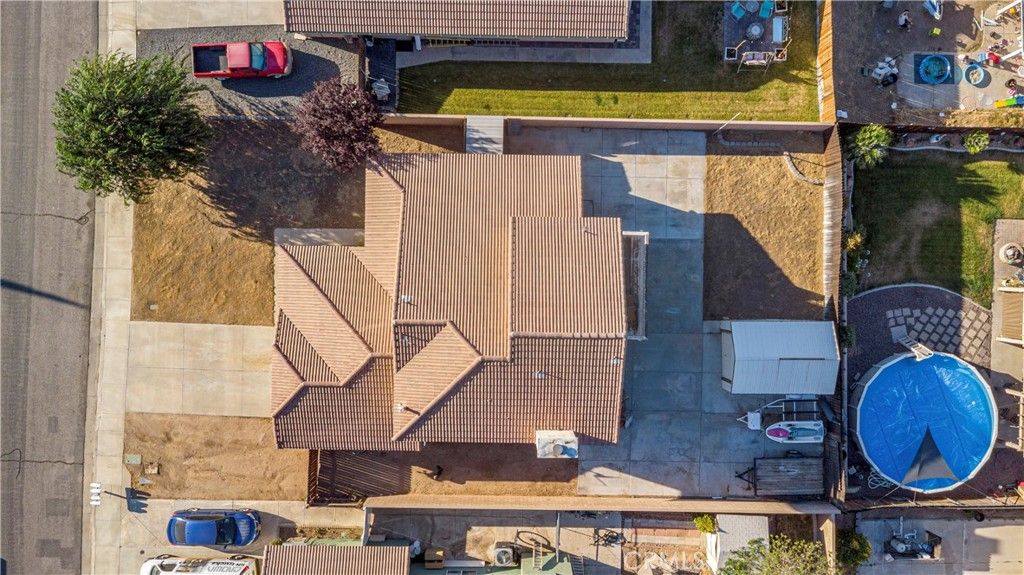 Image 5 of property listing at 9041 Berkeley, Hesperia, CA 92344