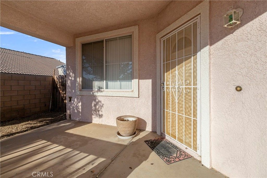 Image 9 of property listing at 9041 Berkeley, Hesperia, CA 92344