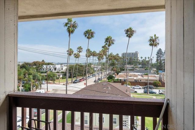881 Thomas 26, San Diego, CA 92109