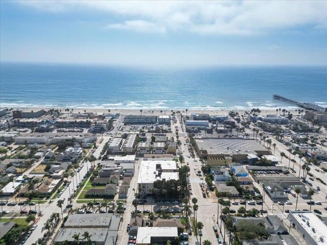 881 Thomas 26, San Diego, CA 92109