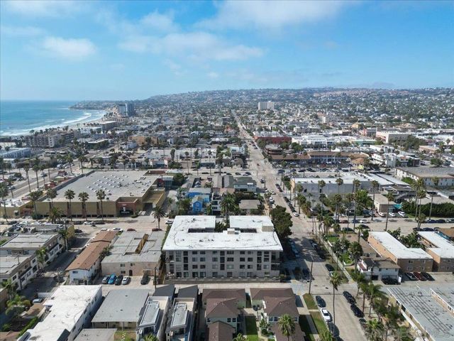 881 Thomas 26, San Diego, CA 92109