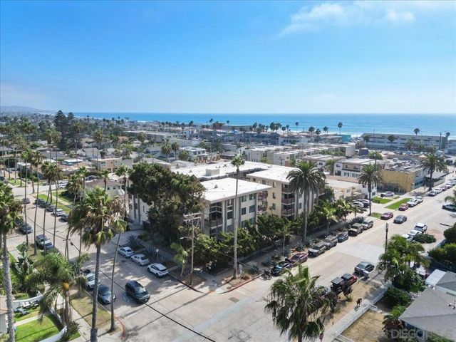 881 Thomas 26, San Diego, CA 92109