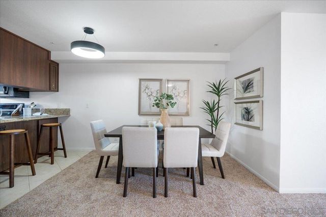 881 Thomas 26, San Diego, CA 92109