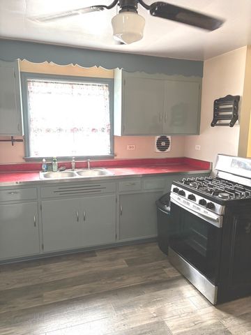 10525 S Millard Avenue, Chicago, IL 60655