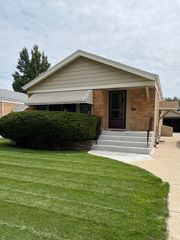 10525 S Millard Avenue, Chicago, IL 60655