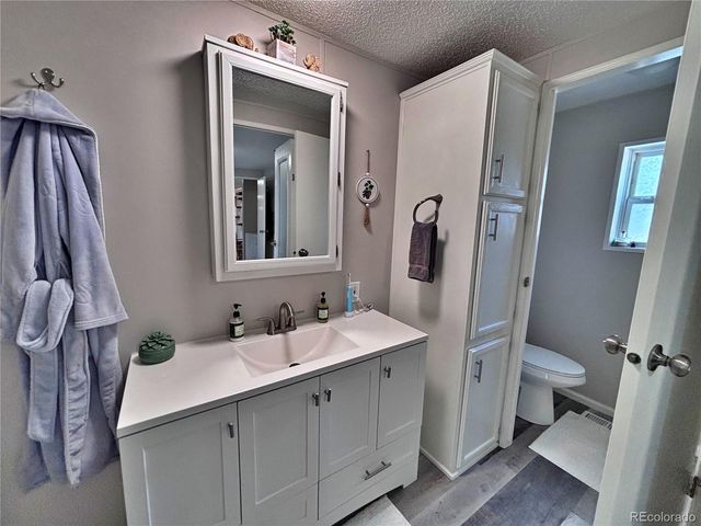 760 G Street, Golden, CO 80401