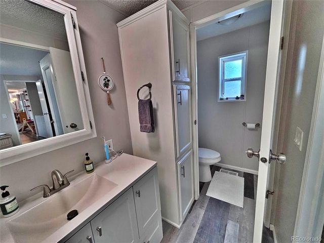 760 G Street, Golden, CO 80401