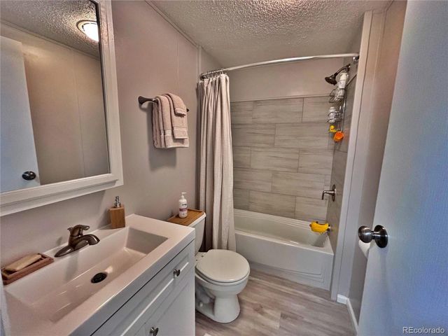 760 G Street, Golden, CO 80401