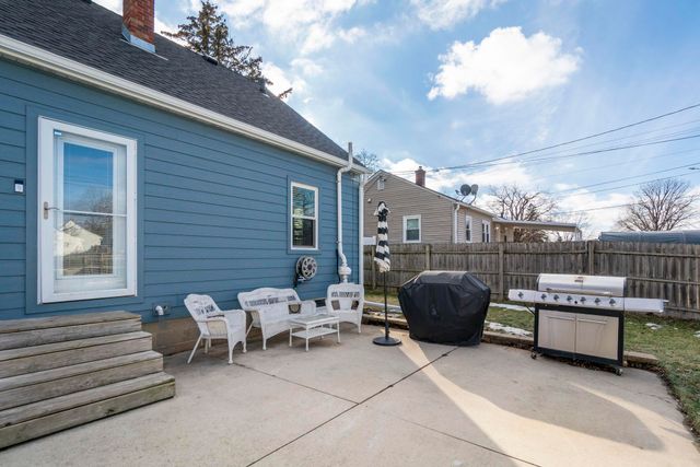 111 Morgan Road, Waterloo, IA 50701