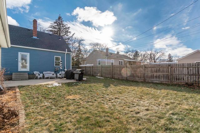 111 Morgan Road, Waterloo, IA 50701