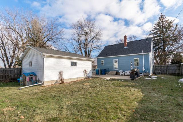 111 Morgan Road, Waterloo, IA 50701