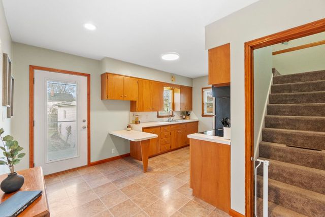 111 Morgan Road, Waterloo, IA 50701